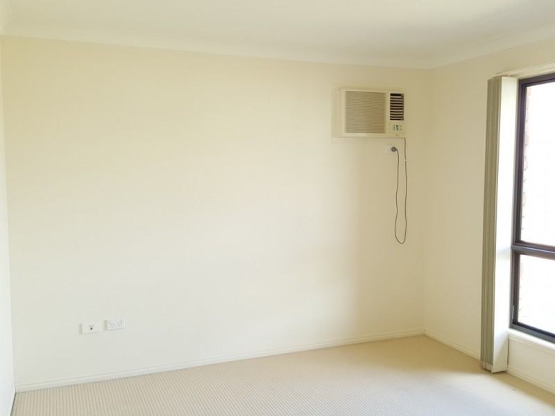 35 Seonaid Place, Gracemere QLD 4702