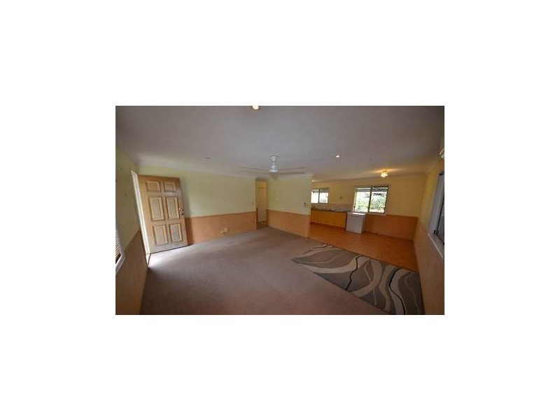 8 Jillian Court, Gracemere QLD 4702