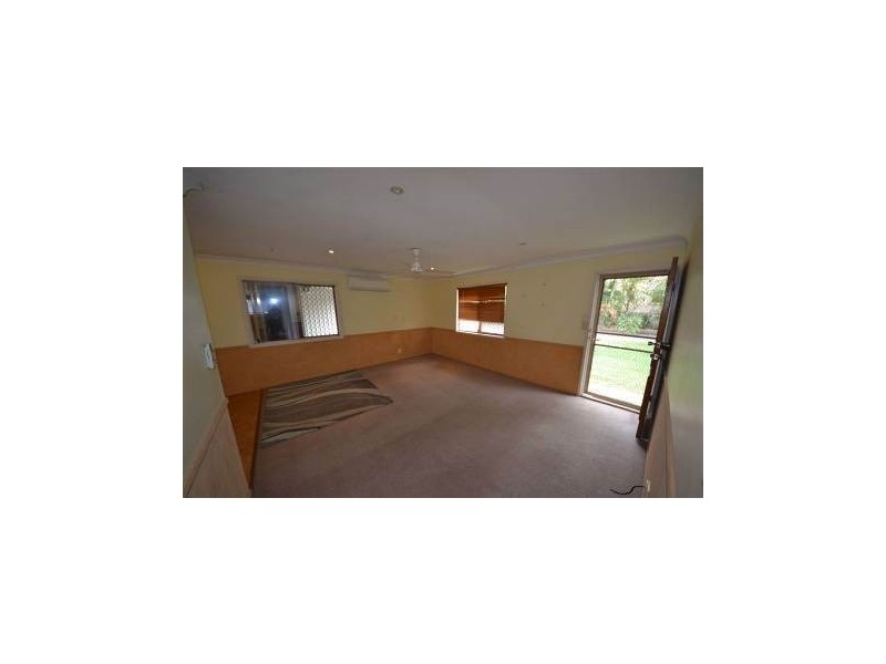 8 Jillian Court, Gracemere QLD 4702