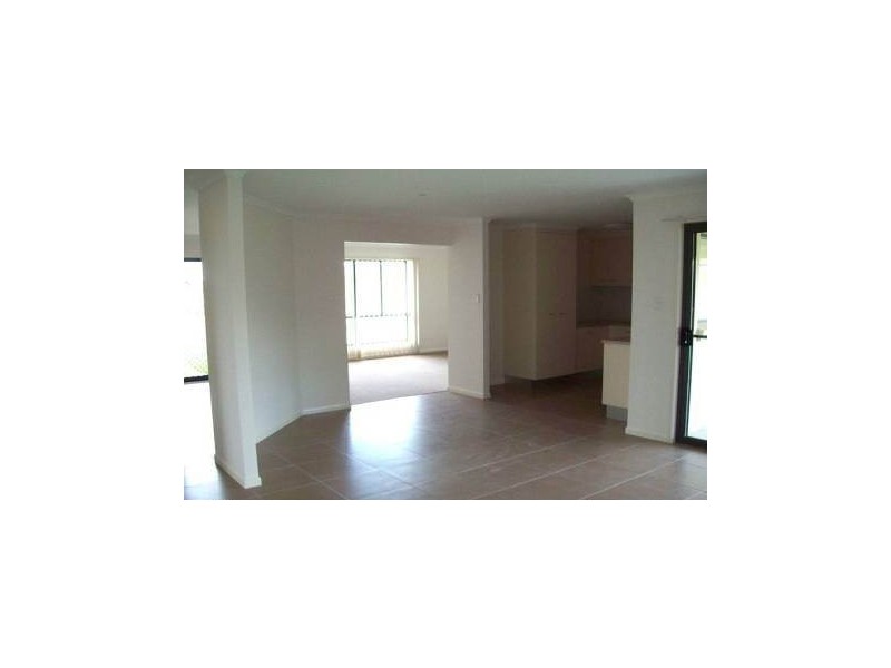 4 Chatterton Boulevard, Gracemere QLD 4702