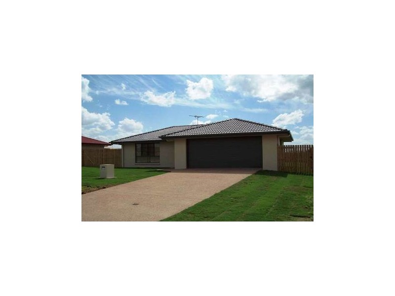 4 Chatterton Boulevard, Gracemere QLD 4702