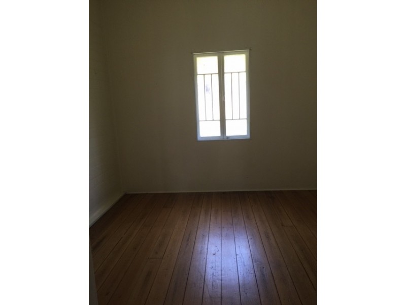 3 James Street, Mount Morgan QLD 4714