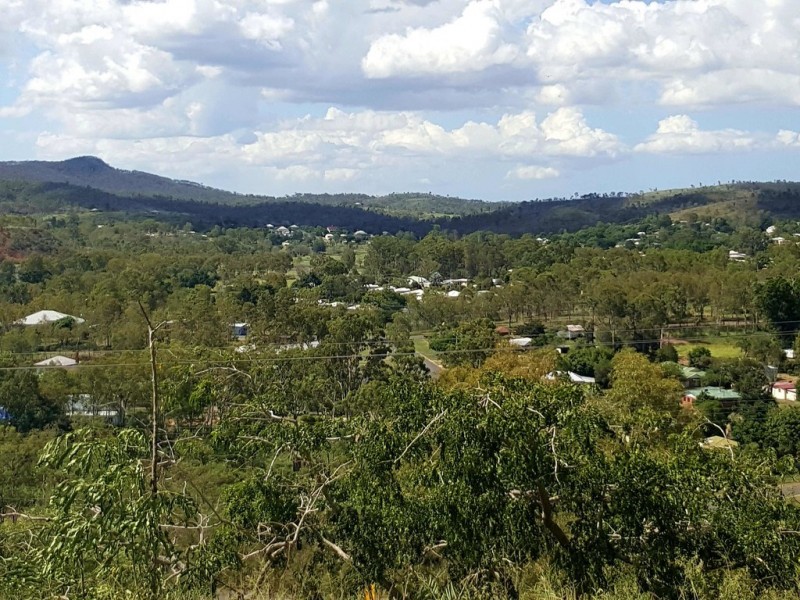3 Hall Street South, Mount Morgan QLD 4714