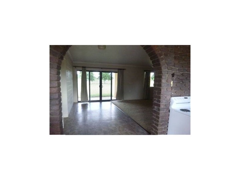 253 Middle Road, Gracemere QLD 4702