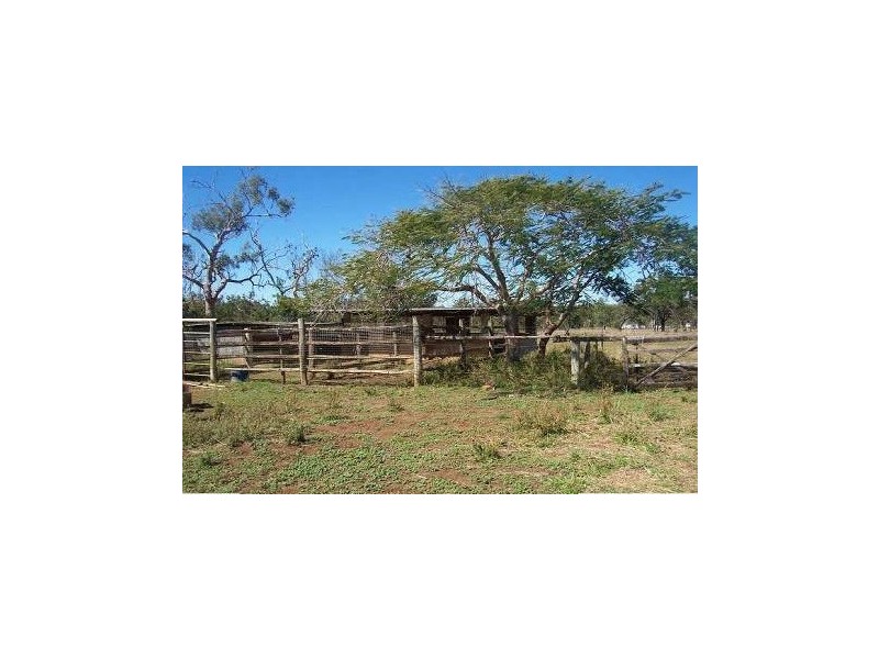 253 Middle Road, Gracemere QLD 4702