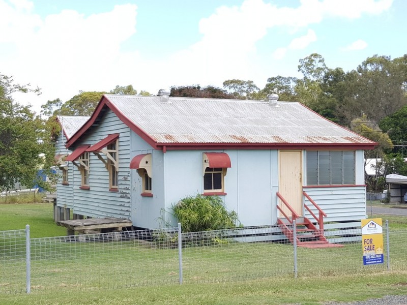 10 Glen Gordon Street, Mount Morgan QLD 4714