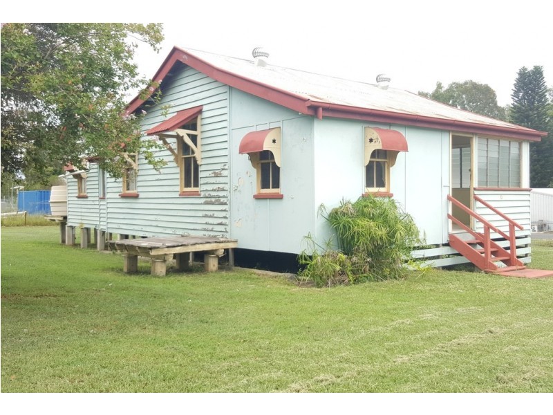 10 Glen Gordon Street, Mount Morgan QLD 4714