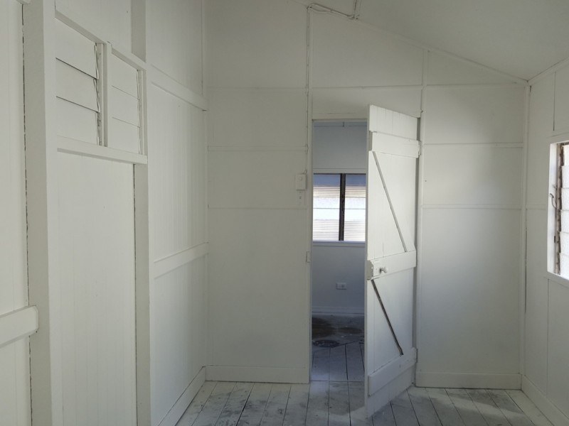 54 James Street, Mount Morgan QLD 4714