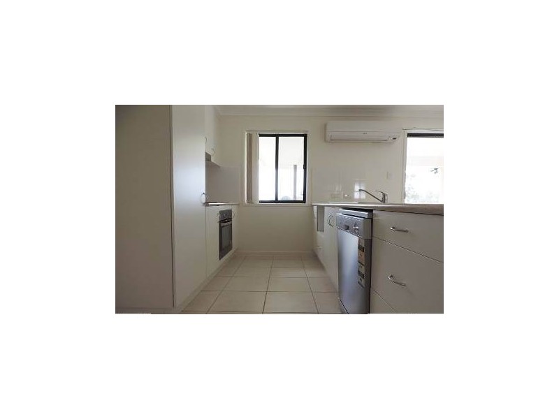 64 Temora Street, Gracemere QLD 4702