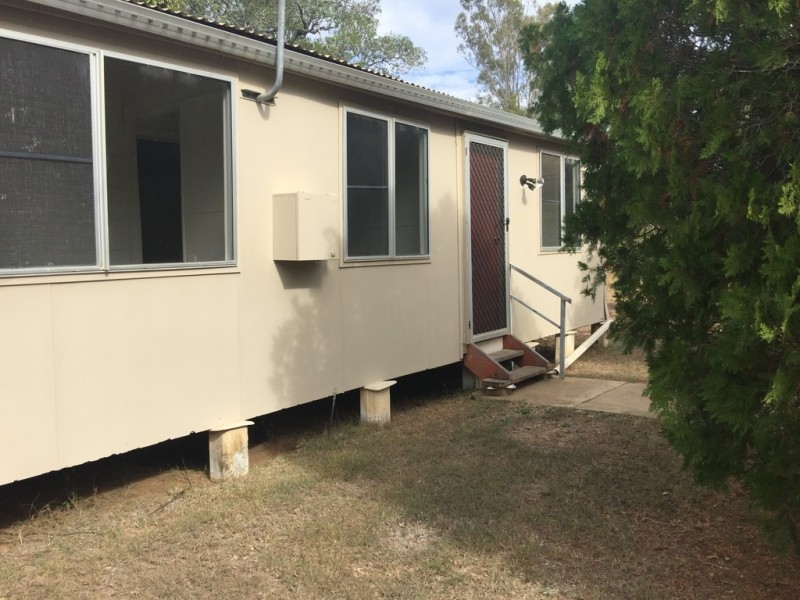 10 Usher Street, Mount Morgan QLD 4714