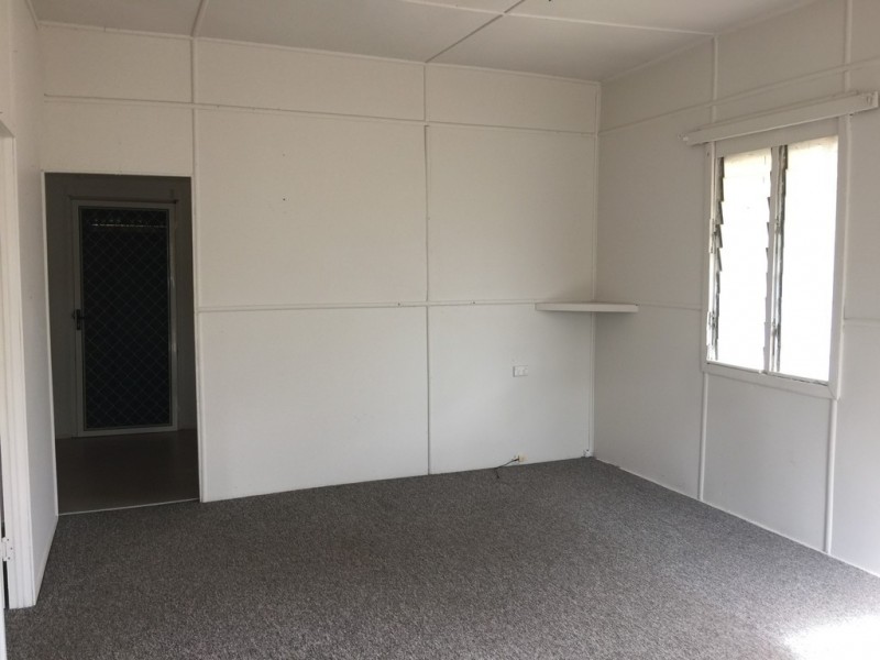 10 Usher Street, Mount Morgan QLD 4714