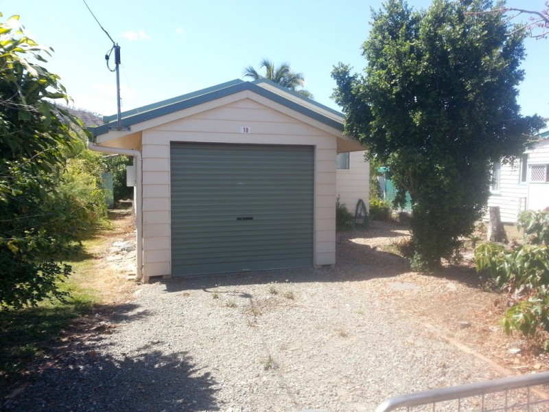 10 Mackay Street, Lakes Creek QLD 4701