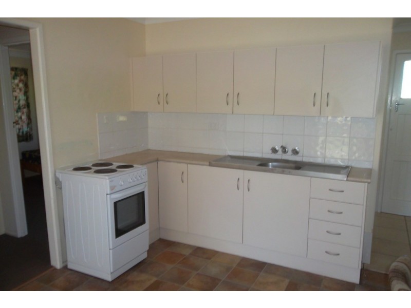 1/160 Shepherd Street, Koongal QLD 4701