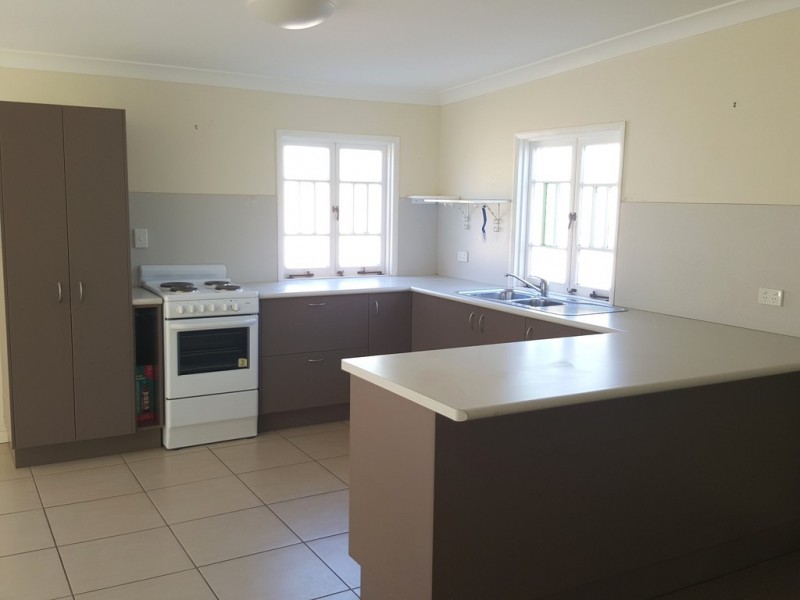15 James Street, Mount Morgan QLD 4714