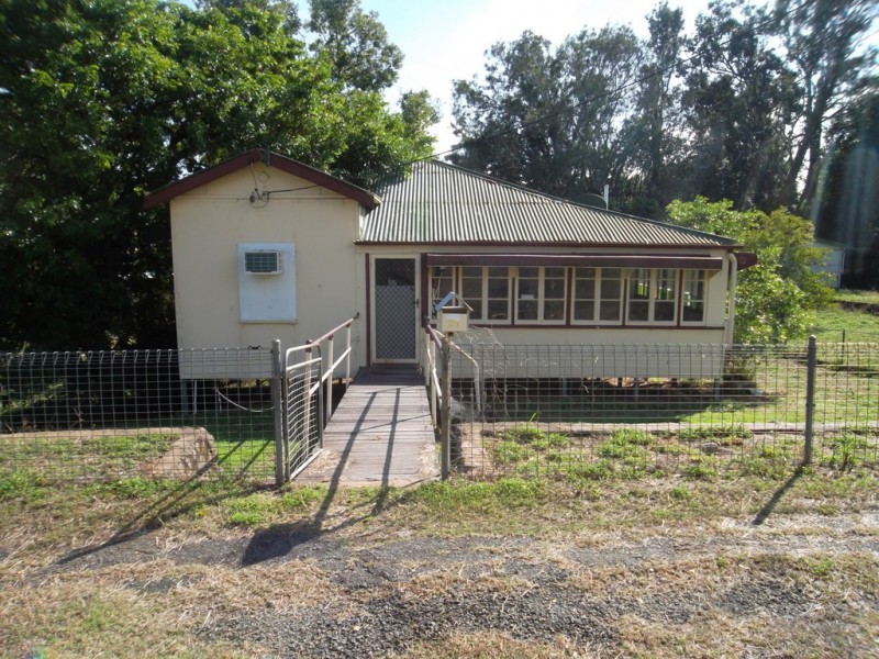 21 Morgan Street, Mount Morgan QLD 4714