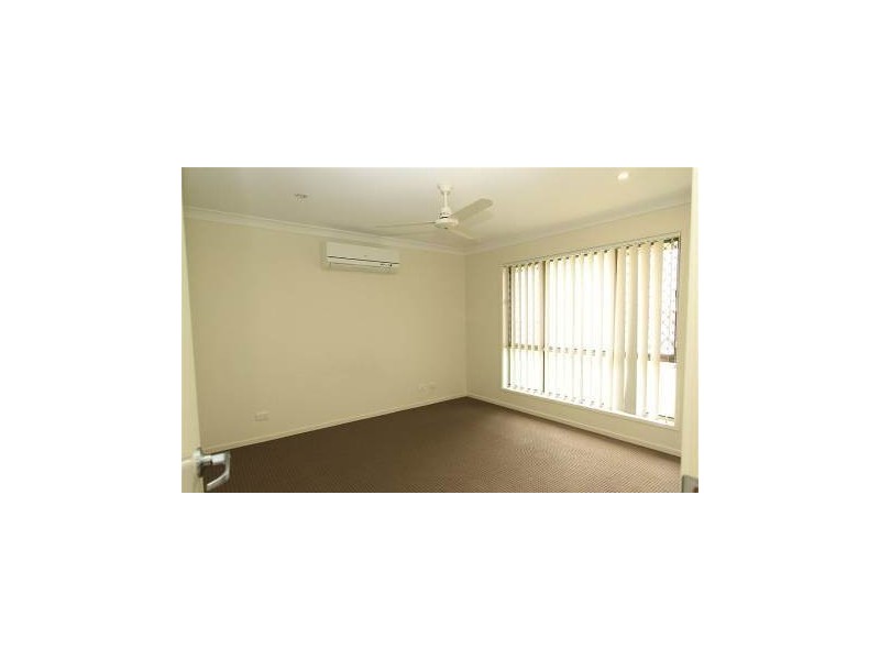 26 Chatterton Boulevard, Gracemere QLD 4702