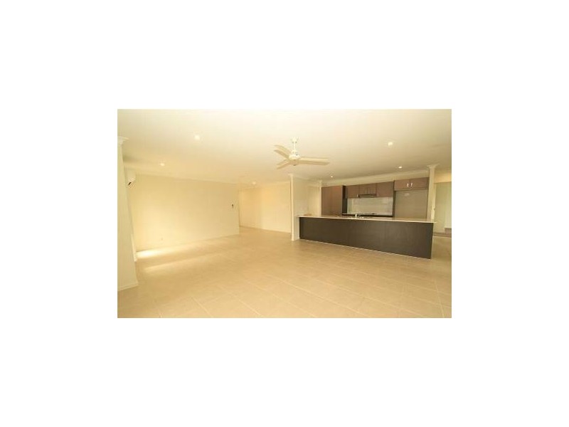 26 Chatterton Boulevard, Gracemere QLD 4702