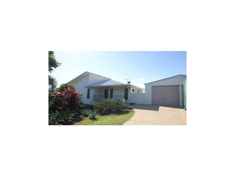 5 Constellation, Rosslyn QLD 4703