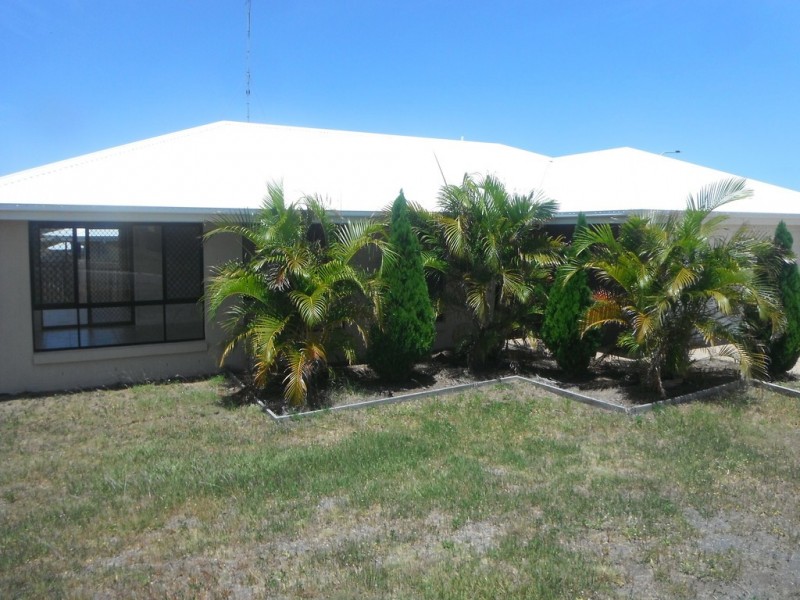 41 Falcon Crest, Zilzie QLD 4710