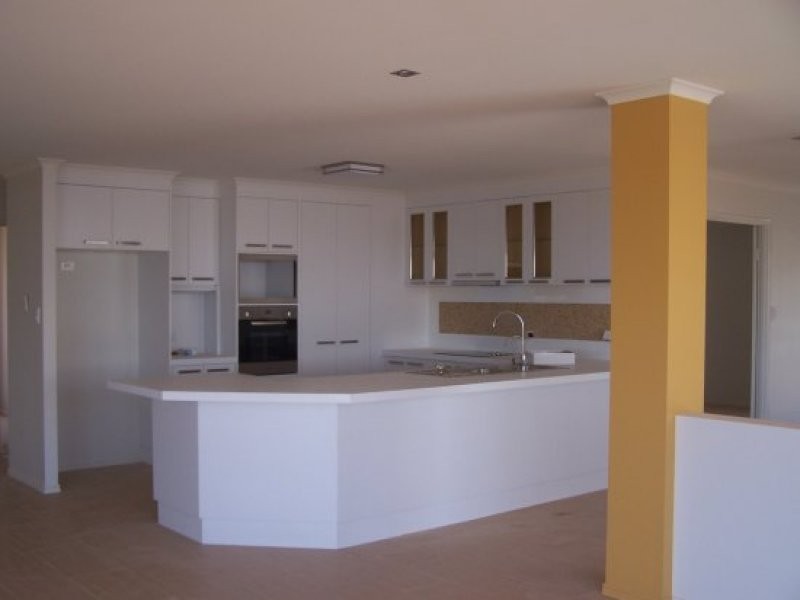 13 Barrington Court, Yeppoon QLD 4703