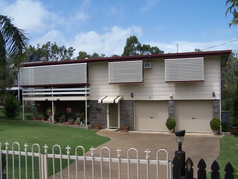 27 School Street, Yeppoon QLD 4703