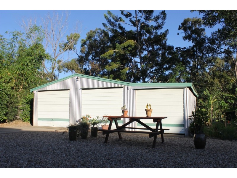 46 Barmoya Road, The Caves QLD 4702