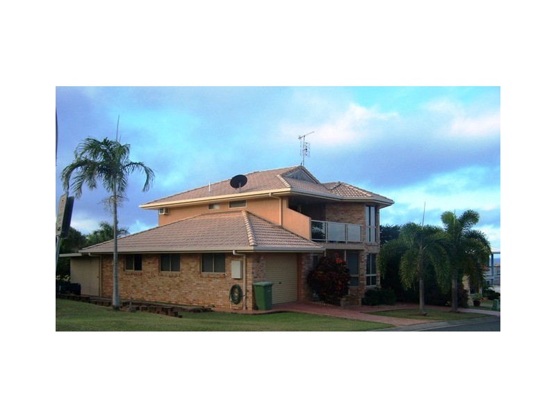 5 Crayke Court, Pacific Heights QLD 4703