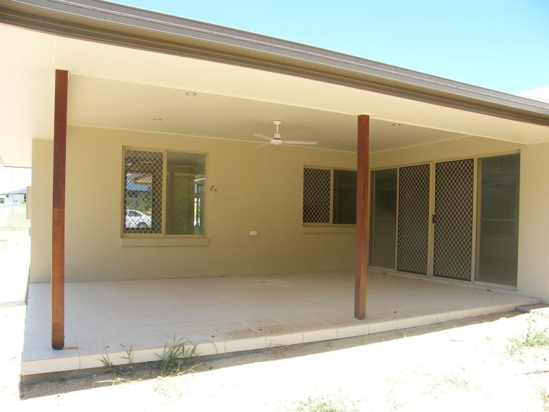 11 Adventurer Drive, Taroomball QLD 4703