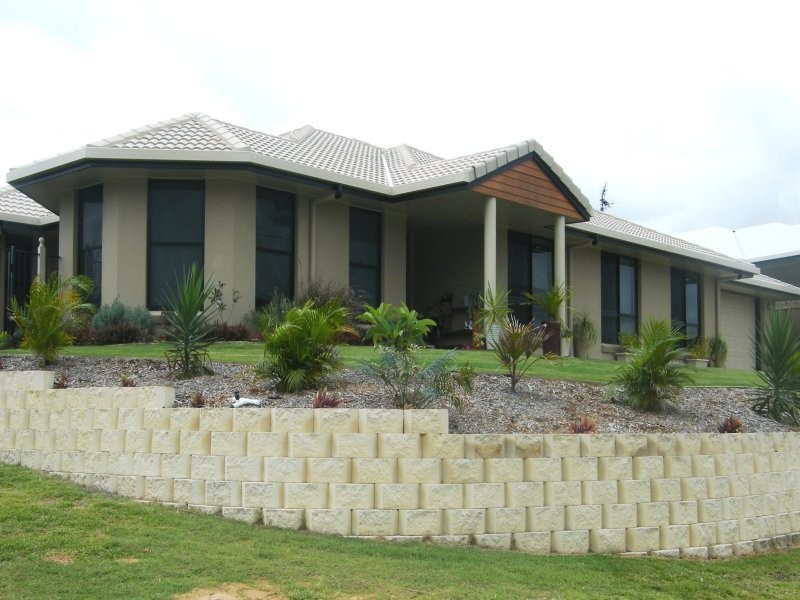 14 Adventurer, Taroomball QLD 4703