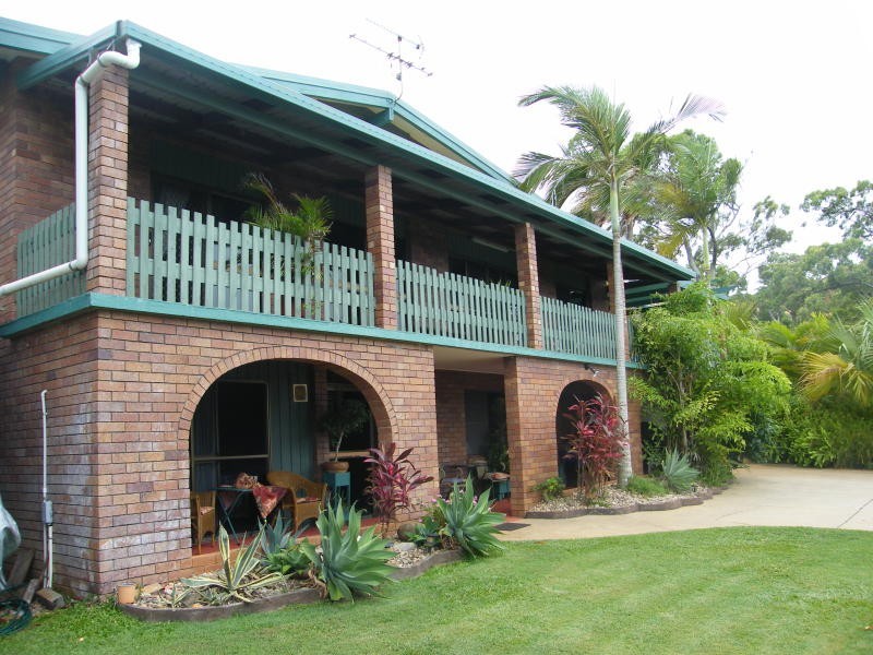 5 Clair, Taranganba QLD 4703