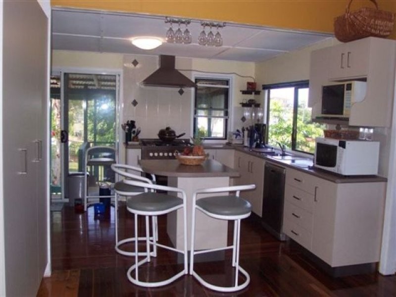 9 Poplar, Cooee Bay QLD 4703