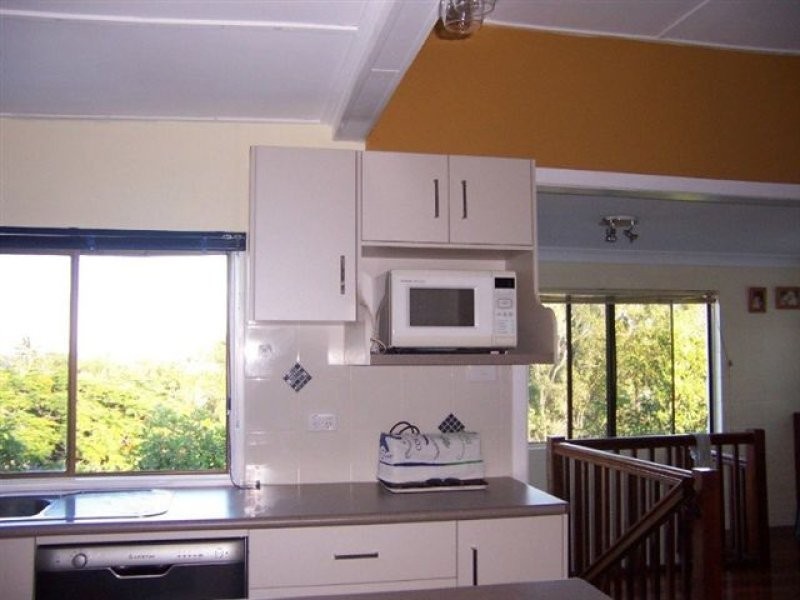 9 Poplar, Cooee Bay QLD 4703