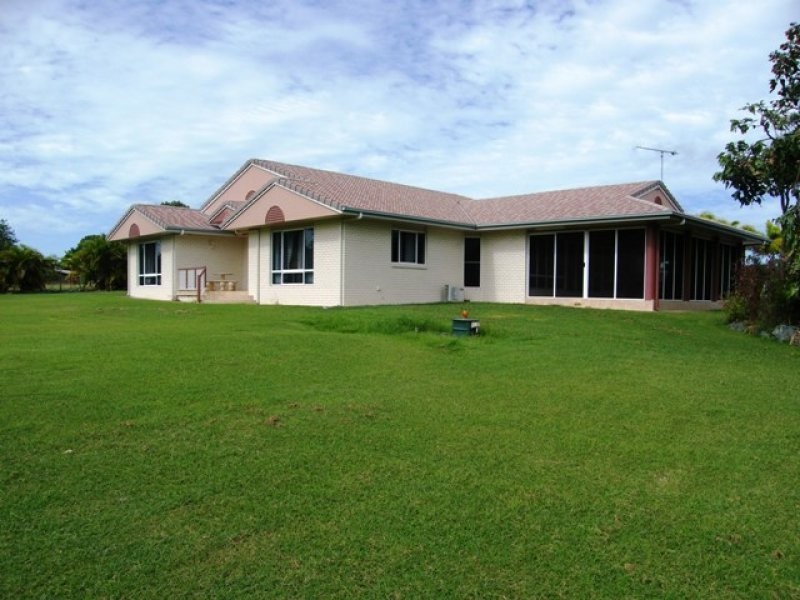 35 RACECOURSE RD, Yeppoon QLD 4703