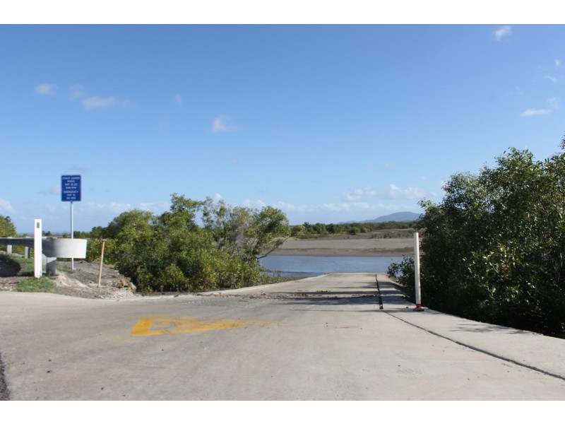 6 Carlo Corner, Keppel Sands QLD 4702