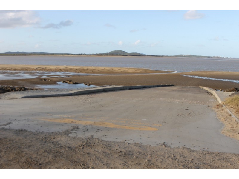 6 Carlo Corner, Keppel Sands QLD 4702