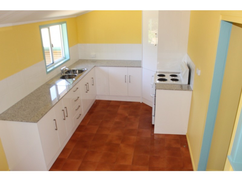 830 Scenic Highway, Kinka Beach QLD 4703