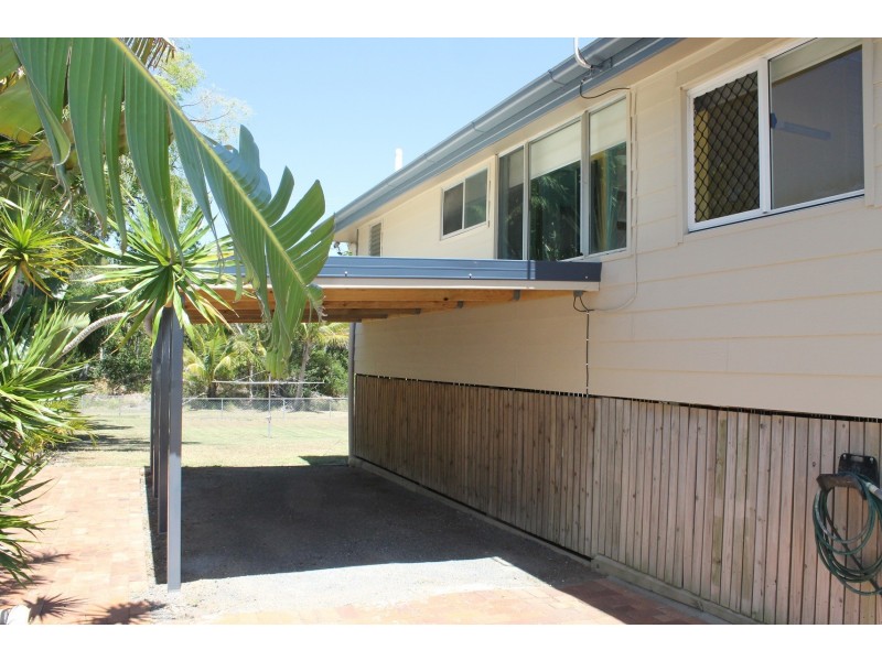 830 Scenic Highway, Kinka Beach QLD 4703