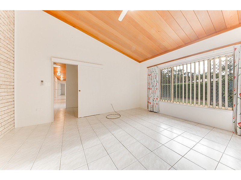 40 Reef Street, Zilzie QLD 4710