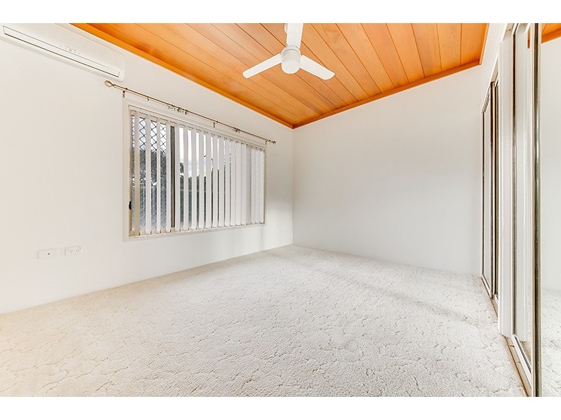 40 Reef Street, Zilzie QLD 4710