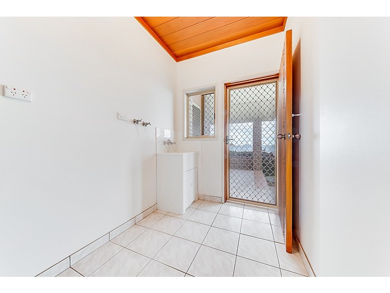 40 Reef Street, Zilzie QLD 4710