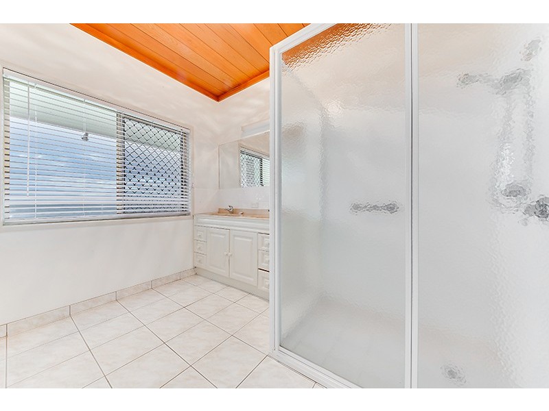 40 Reef Street, Zilzie QLD 4710