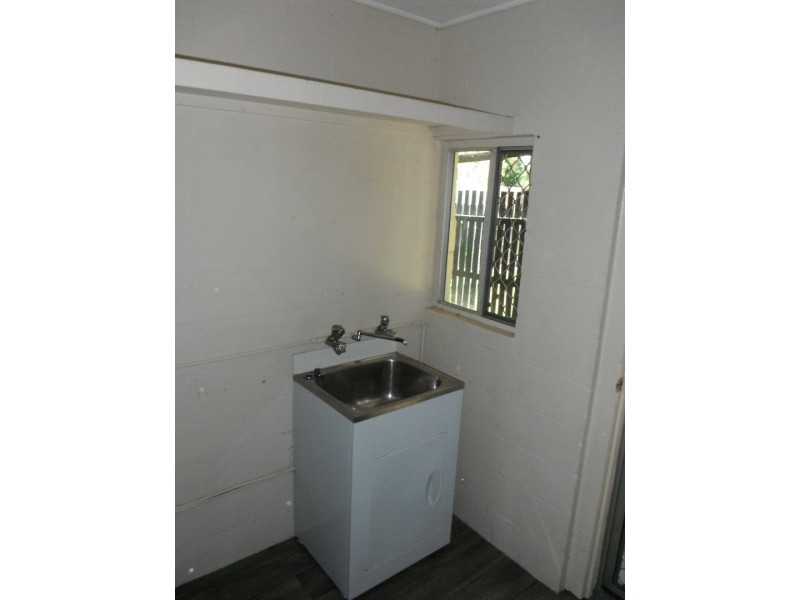 27 Charles, Yeppoon QLD 4703