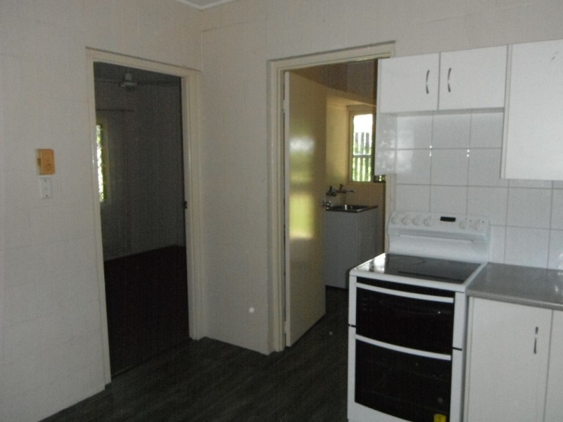 27 Charles, Yeppoon QLD 4703