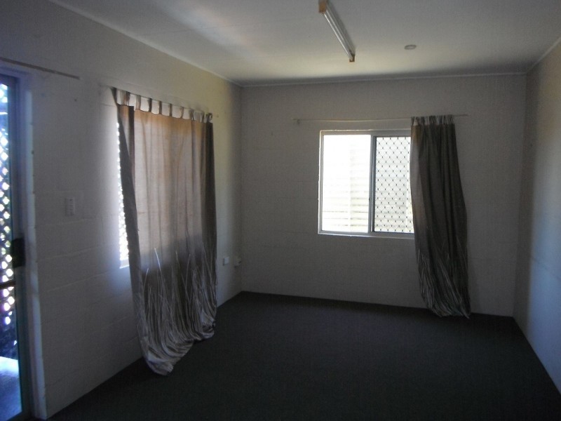 27 Charles, Yeppoon QLD 4703
