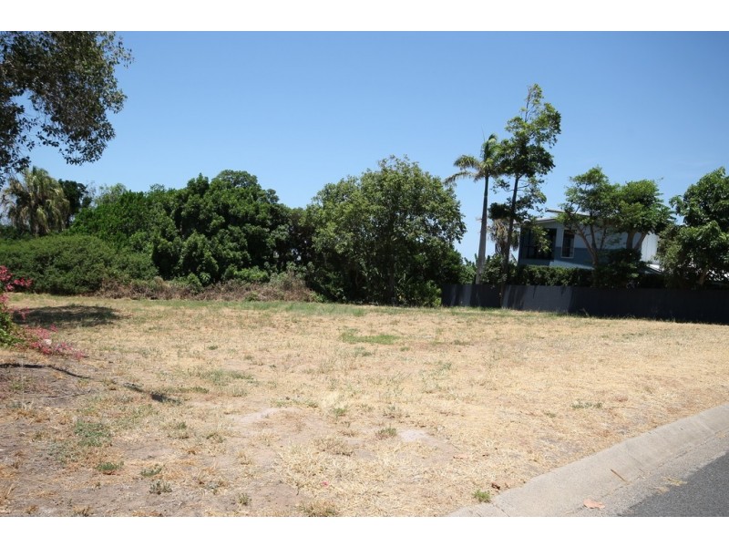 64 Reef Street, Zilzie QLD 4710
