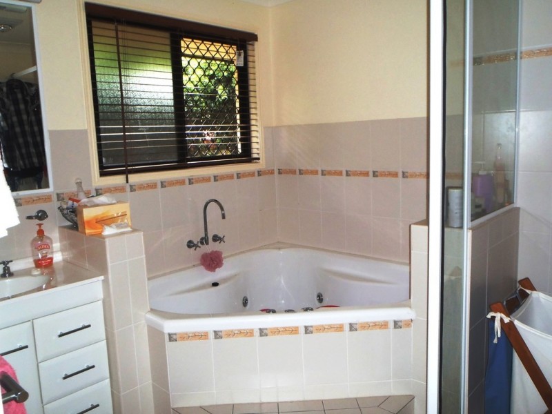 29 Lakeside Drive, Taroomball QLD 4703