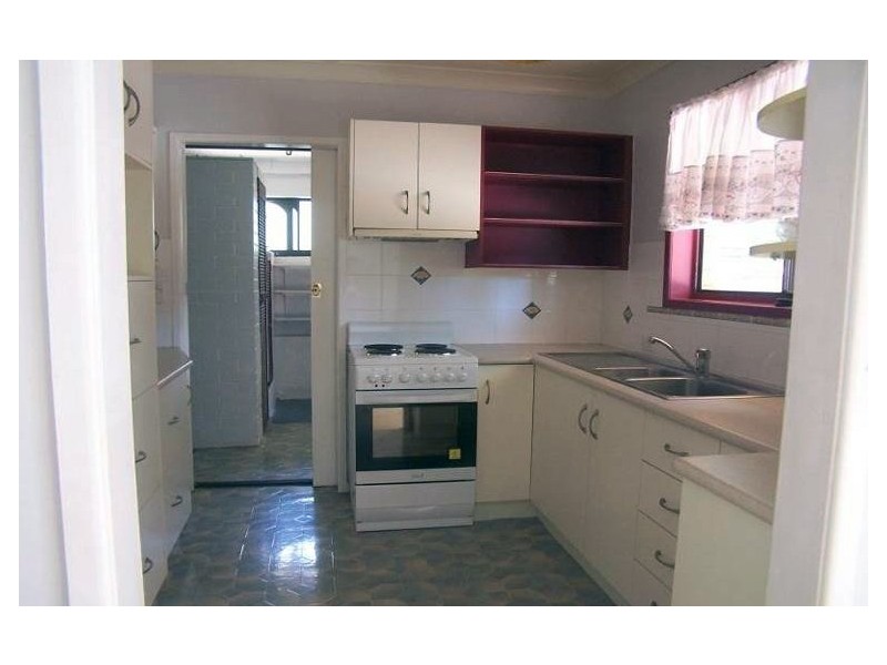 35 Scenic Highway, Cooee Bay QLD 4703