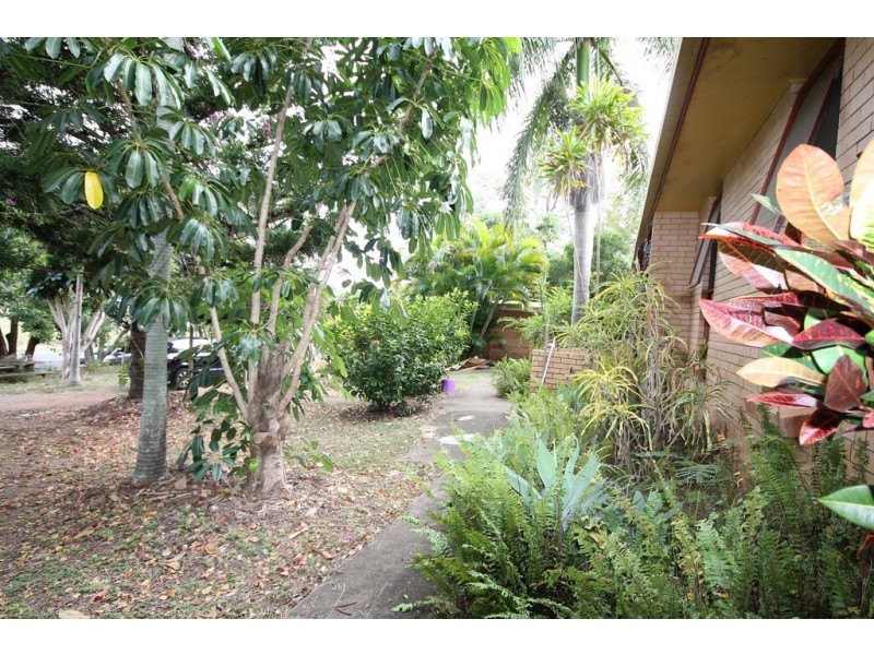 35 Scenic Highway, Cooee Bay QLD 4703