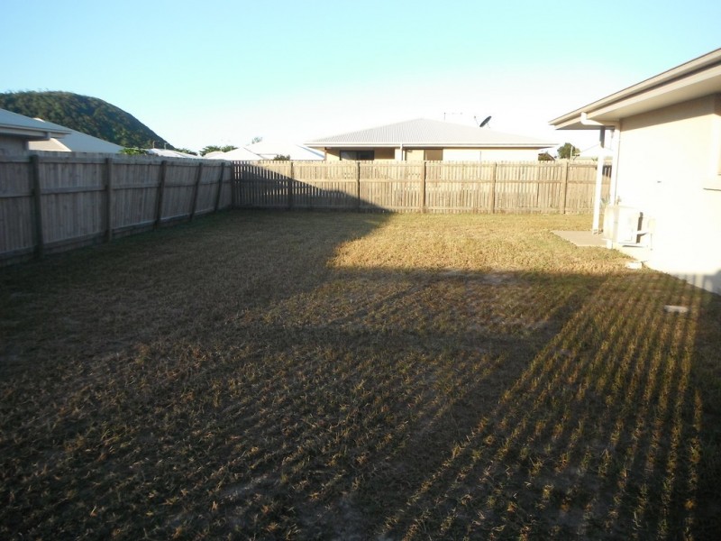 9 Barramundi Street, Mulambin QLD 4703