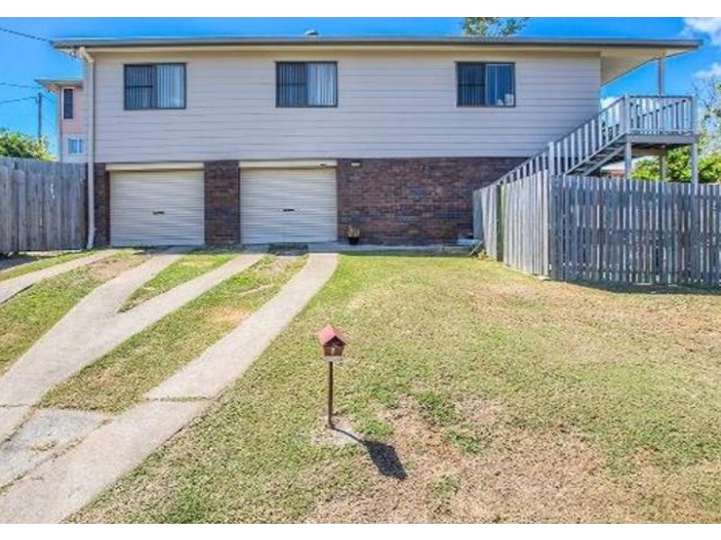 1 Larnach Street, Emu Park QLD 4710